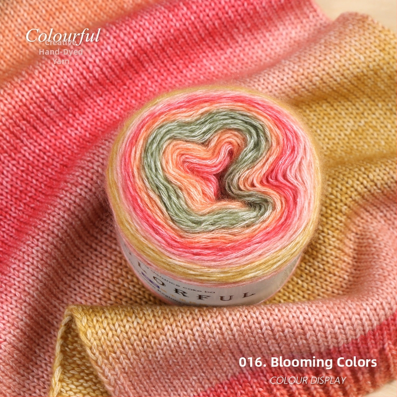 Градиентно боядисана вълнена топка за ръчно плетене – Spray-spun, средна дебелина