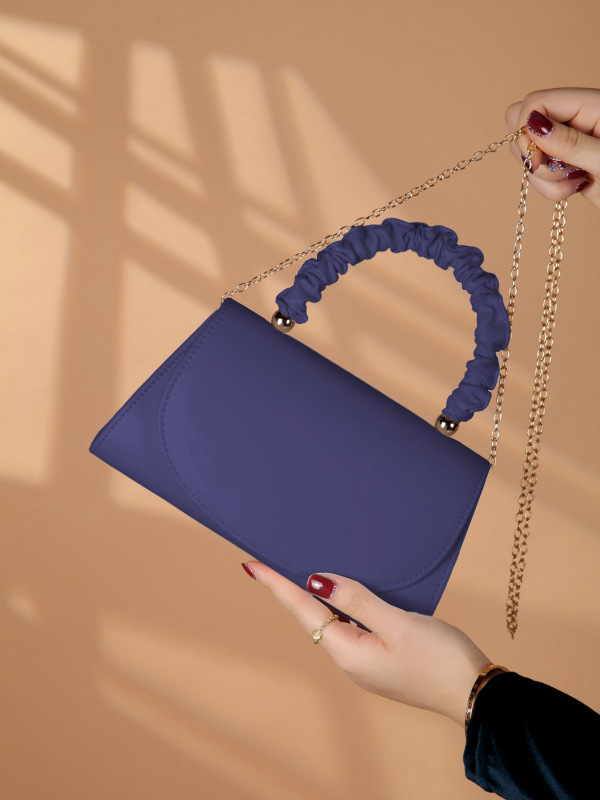 Geantă PU pentru femei – formă orizontală pătrată, închidere magnetică, căptușeală poliester, buzunar interior.