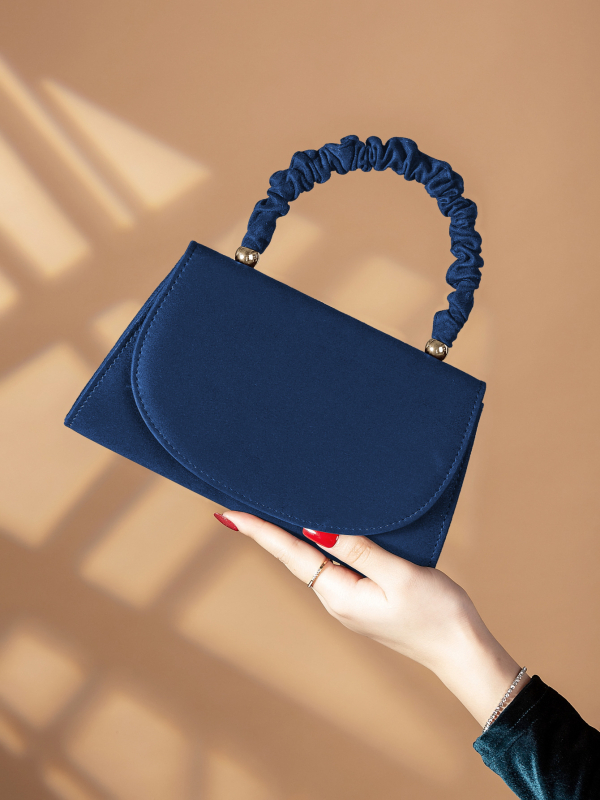 Geantă PU pentru femei – formă orizontală pătrată, închidere magnetică, căptușeală poliester, buzunar interior.