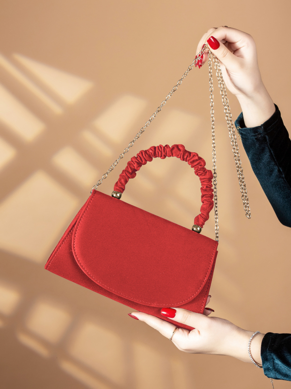 Geantă PU pentru femei – formă orizontală pătrată, închidere magnetică, căptușeală poliester, buzunar interior.