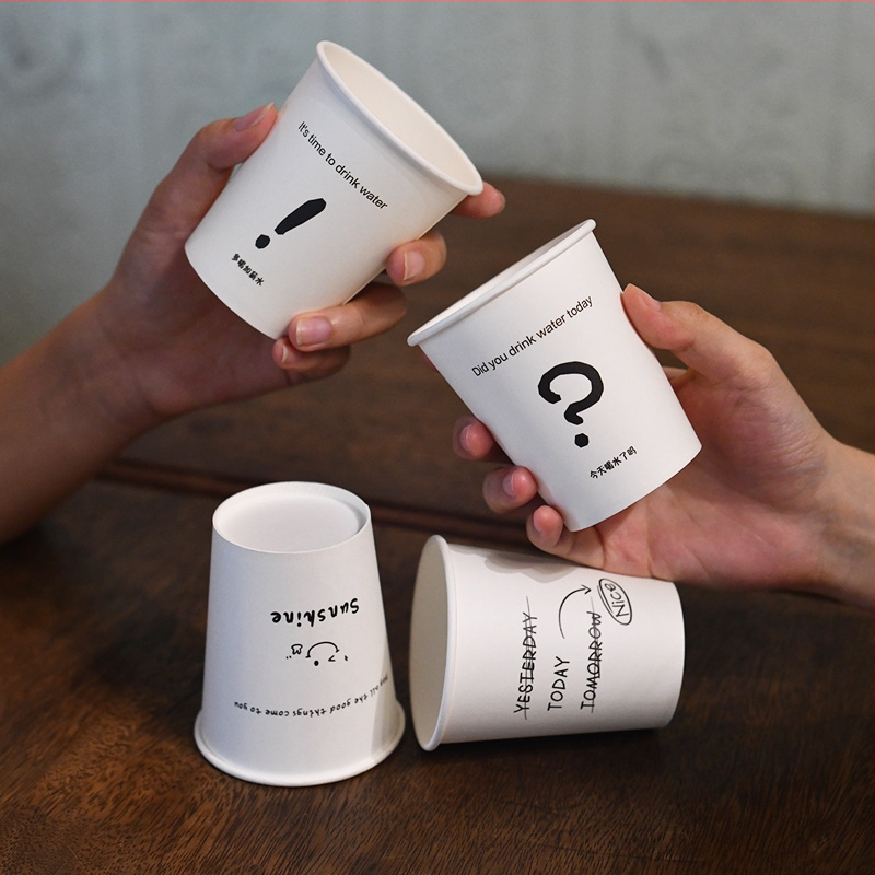 Vienkartinis dengtas popierinis puodelis, 201–300 ml, karikatūrų raštas, sojos pieno puodelis, šaltoms gėrimams