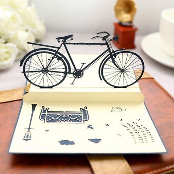 Χειροποίητη 3D αναδιπλούμενη κάρτα γενεθλίων με θέμα το μπάσκετ — απλή και μοντέρνα, για φίλους και δασκάλους