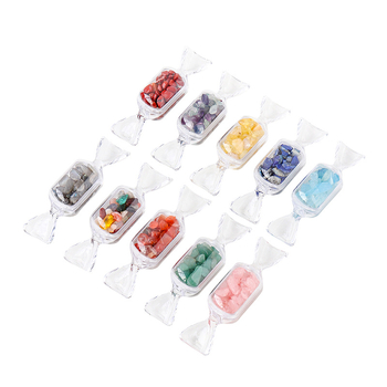 Φυσικός κρύσταλλος διακοσμητικός λίθος, γεωμετρικό σχήμα, μοντέρνος μινιμαλιστικός κρύσταλλος διακόσμηση για τα Χριστούγεννα