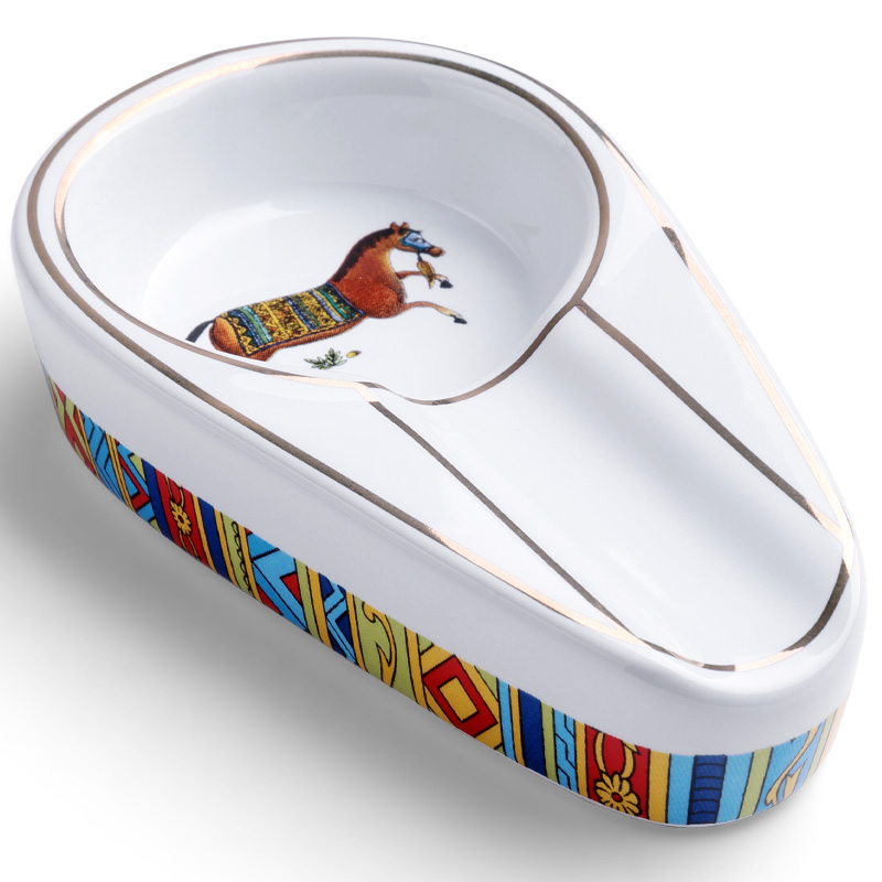 Popolnjak za cigare, kućna upotreba, prenosni dekorativni, od smole