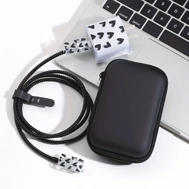 Комплект защитни обвивки за iPhone 14 кабел и Apple 20W зарядно: TPU + EVA, модел YJX-017, 6-частен комплект за навиване, включва торбичка за съхранение, 20W глава, капак за кабел, 1,5 m навиван кабел, лента за съхранение