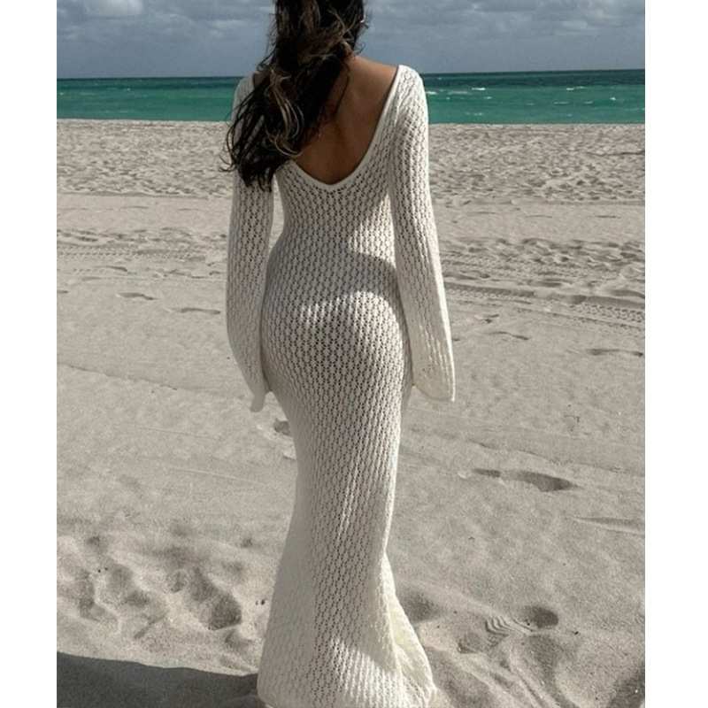Rochie lungă cu decolteu în V, model geometric, mâneci lungi, talie medie, poliester