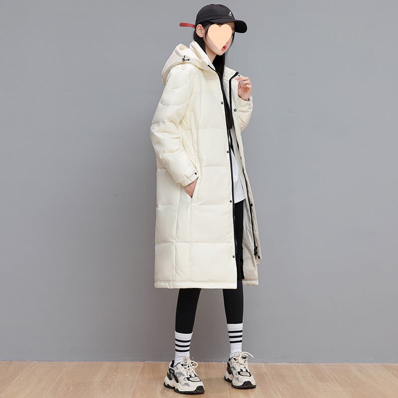 Удължено мъжко пухено яке с гъши пух, пухкавост 900, съдържание на кашмир 30–35%, полиестерна материя, подходящо за умерено студено (-5°C до 0°C)