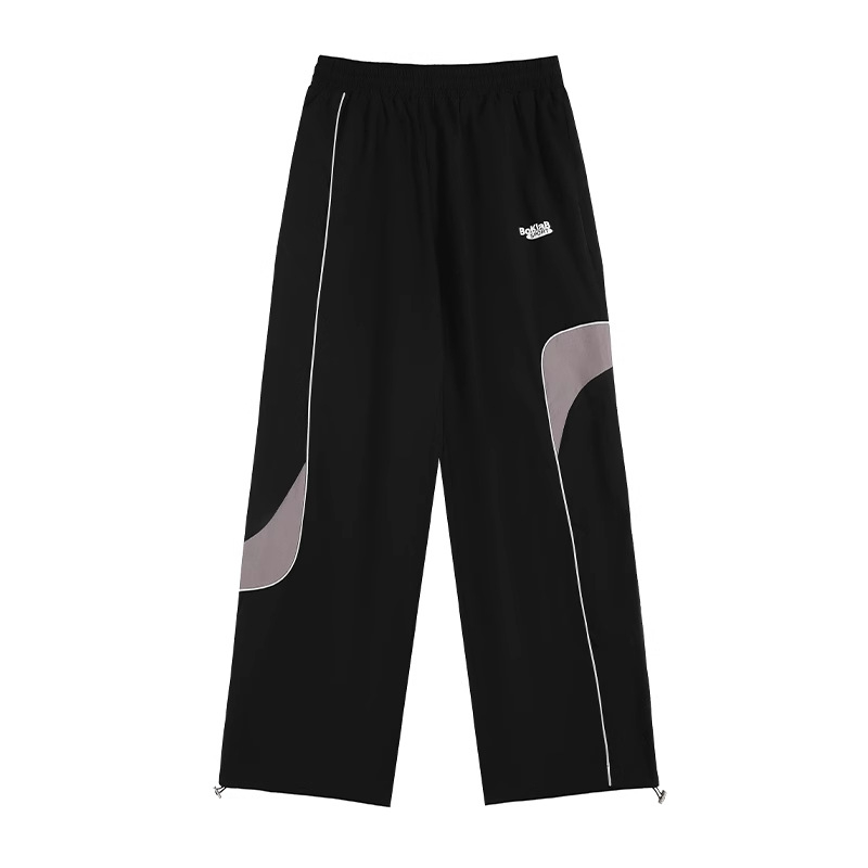 Sportske ležerne hlače ravnog kroja s prugastim uzorkom, poliester (>95%), srednji pojas, proljeće i jesen