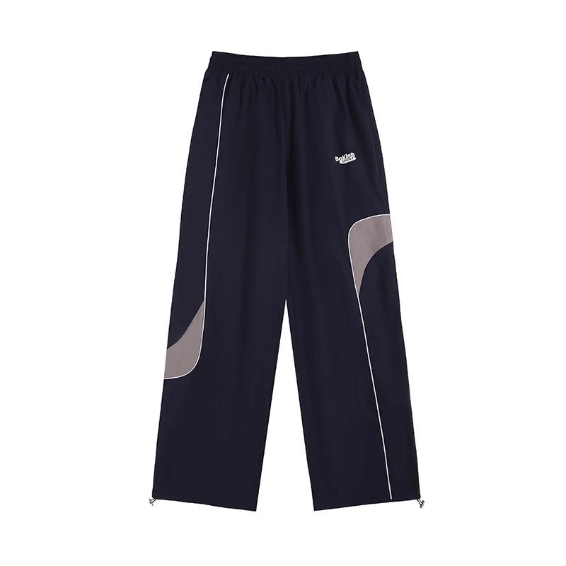 Sportske ležerne hlače ravnog kroja s prugastim uzorkom, poliester (>95%), srednji pojas, proljeće i jesen