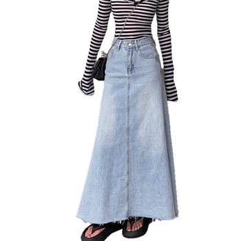 Τζιν φούστα μακριά σε γραμμή Α, μονόχρωμη, βαμβάκι 50-70%, χωρίς ελαστικότητα, καλοκαίρι 2025