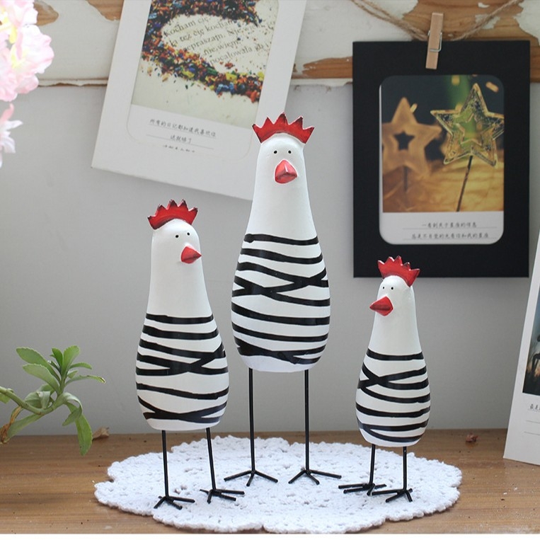 Ξύλινα γλυπτά: οικογένεια κοτόπουλων, σετ 3 τεμαχίων, πεύκο, χειροποίητα