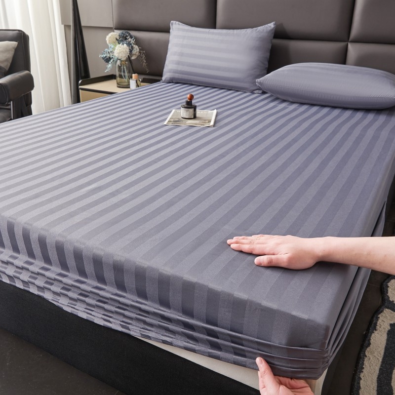 Pritvirtintas paklodė Lionsebatier — Prekės ženklas Lionsebatier, Medžiaga: cheminis pluoštas, Audinys: paprastas, Raštas Solid