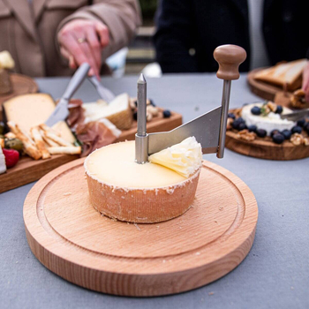 Rankinis diskinis sūrio pjaustytuvas su pasukamu skustuvas – 304 nerūdijančio plieno peilis, skirtas sūriui ir šokoladui tarkuoti