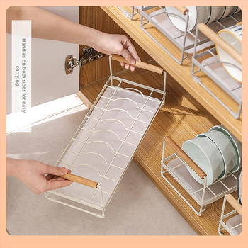 Notekšanas trauku statīvs – mūsdienīgs vienkāršs stils; materiāls: dzelzs māksla + PP; uzstādīšana bez urbšanas caurumiem; virtuves virsma traukiem; izlaiž 2023