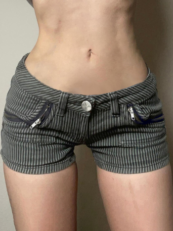 Τζιν παντελόνια με χαμηλή μέση, λεπτομέρειες patchwork, φερμουάρ, μήκος τριών τεταρτών, αστικό στυλ