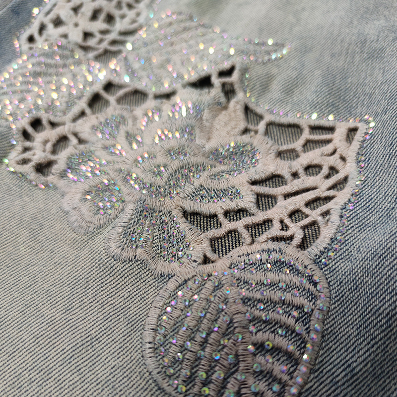 Τζιν μίντι φούστα, εφαρμοστή γραμμή, υψηλή ελαστικότητα, μίγμα τζίνι/βαμβάκι, καλοκαίρι 2024