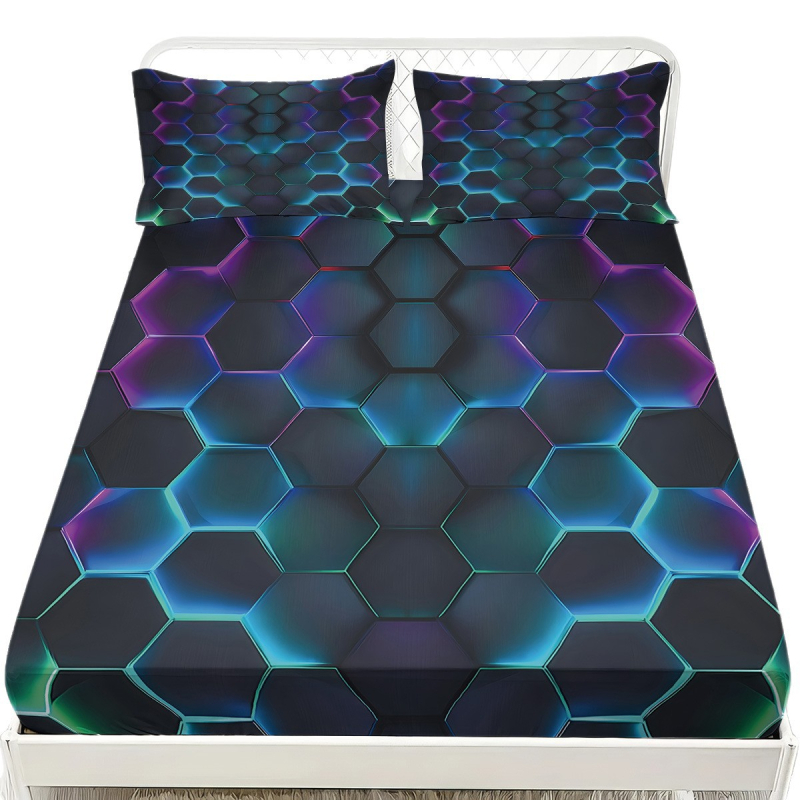 Triju daļu gultas veļas komplekts: gumijots palags ar elastīgu malu + divi spilvenu pārvalki + segas pārvalks; digitālā druka uz ķīmiskas šķiedras auduma, 90 g/m²; mūsdienīgs minimālisma stils.