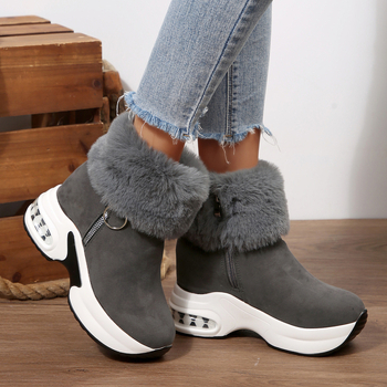 Дамски зимни снегоботи, замшев връх, висок маншет, подплатени с изкуствен пух, среден ток 3-5 см