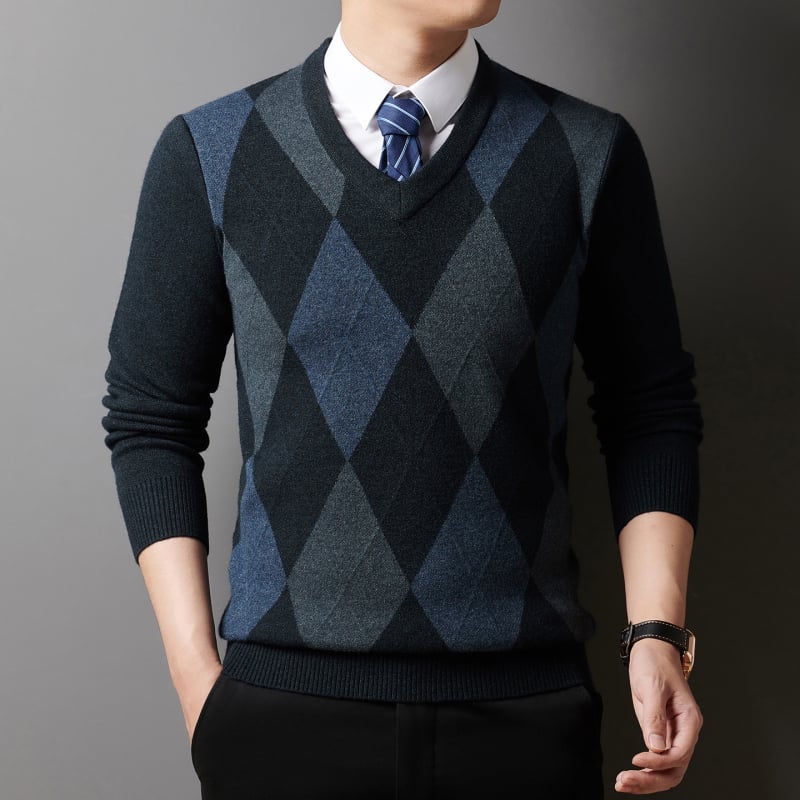 Ανδρικό πουλόβερ με V-λαιμό, παχυσμένος πλεκτός, μακριά μανίκια, καρό μοτίβο