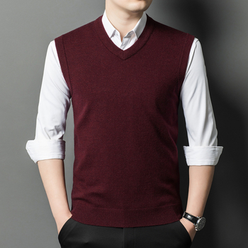 Ανδρικό γιλέκο μαλλιού με V-λαιμό, χωρίς μανίκια, παχύ μαλλί, 30–35% γούνες κουνελιού, ραβδωτό τελείωμα, φθινοπωρινό/χειμερινό 2024