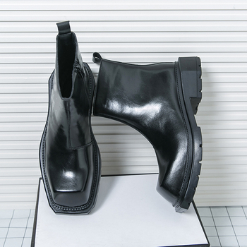 Ανδρικά δερμάτινα μποτάκια με τετράγωνη μύτη, PU επάνω, καουτσούκ σόλα, πλευρικό φερμουάρ, μεσαίο ύψος τακουνιού (3–5 cm)