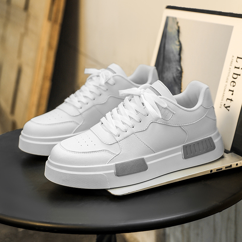 Ανδρικά αθλητικά παπούτσια, δερμάτινο επάνω μέρος, καουτσούκ σόλα, διχτυωτή επένδυση, κλείσιμο με κορδόνια, στρογγυλή μύτη