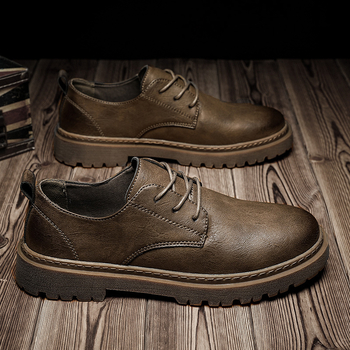 Ανδρικά παπούτσια brogue χαμηλού ύψους, επάνω μέρος από μικροϊνες, PU πάτος, αναπνέοντα, αυξητικό ύψος, ραφή σόλα, ρετρό στυλ για φθινόπωρο