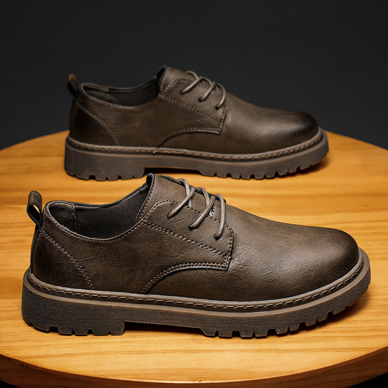 Ανδρικά παπούτσια brogue χαμηλού ύψους, επάνω μέρος από μικροϊνες, PU πάτος, αναπνέοντα, αυξητικό ύψος, ραφή σόλα, ρετρό στυλ για φθινόπωρο