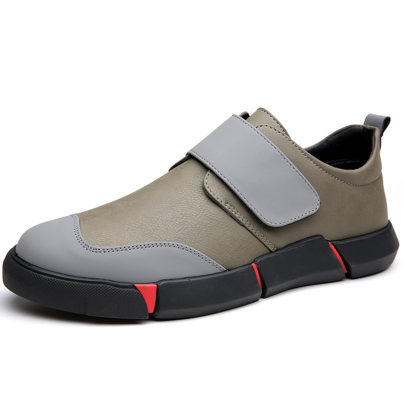 Ανδρικά casual παπούτσια με χοντρή σόλα – επάνω μέρος από συνθετικό δέρμα, σόλα από καουτσούκ, στρογγυλή μύτη, επίπεδη φτέρνα