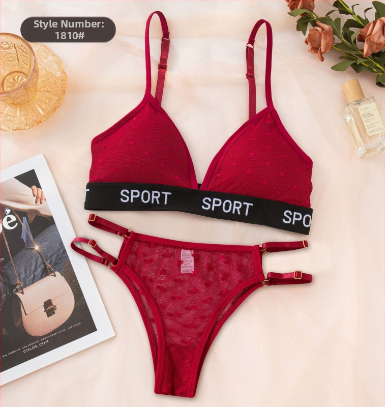 Mežģīņu bezvadu krūšturis komplekts ar trijstūra kausiem, push-up un savilkšanas efekts, elpojošas biksītes ar kokvilnas oderi