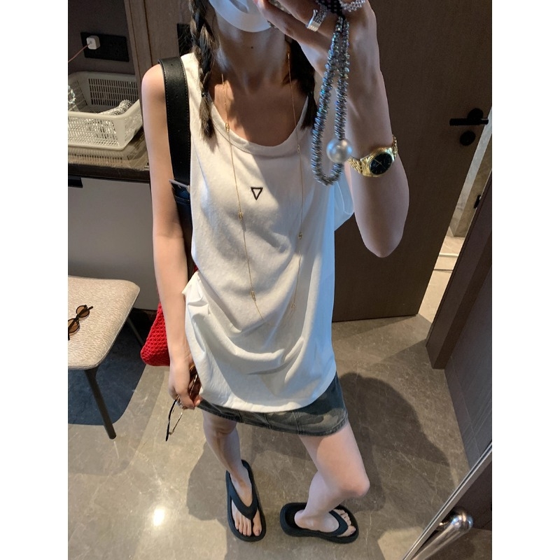 Ujjatlan mellény kerek nyakú, háromszög-hímzés, laza casual stílus, pamut-poliészter keverék, közepes hosszúságú