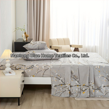 Burberry četrgabalu gultas veļas komplekts – Materiāls: ķīmiskā šķiedra; Raksts: augu ziedu motīvs; Druka un krāsošana: reaktīvā krāsošana; Audums: brushed; Svars: 800–1000 g