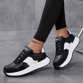 Παπούτσια Αγκάν - Αθλητικά σε κορεατικό στυλ - Δερμάτινο επάνω μέρος - Καουτσούκ σόλα - Χαμηλό κωνικό τακούνι 1-3 εκ