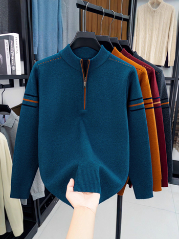 Zárható kötött pulóver cipzárral, áll-nyakkal, csíkos mintázat, vastag kötés, lazán szabott