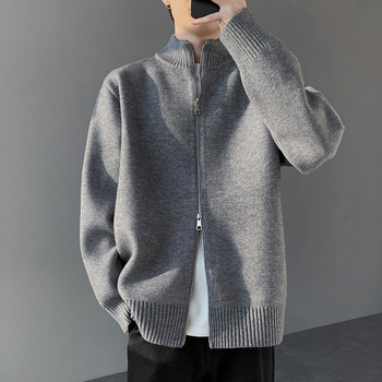 Мъжко плетено яке — кръгла яка, свободна кройка, акрилов бленд, средна плътност, есен 2025