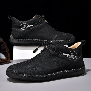 Martin batai – rankomis siūti, kvėpuojanti mikropluošto viršutinė dalis, gumos padas, kasdieniam stiliui, vidutinio aukščio