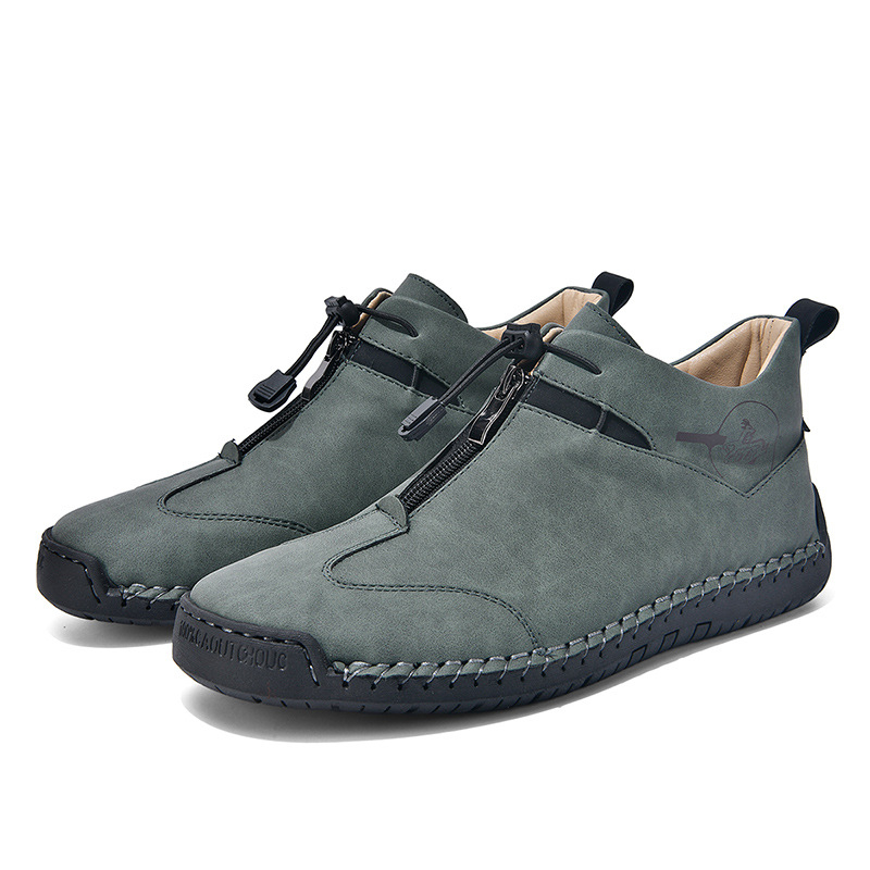 Martin batai – rankomis siūti, kvėpuojanti mikropluošto viršutinė dalis, gumos padas, kasdieniam stiliui, vidutinio aukščio