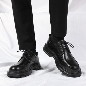 Αντρικά Δερμάτινα Derby Παπούτσια - Επάνω μέρος από Δέρμα Δεύτερου Επιπέδου, Καουτσούκ Σόλα, Κορδόνια, Στρογγυλή Μύτη, Εσωτερική Επένδυση από Γούνα Κουνελιού