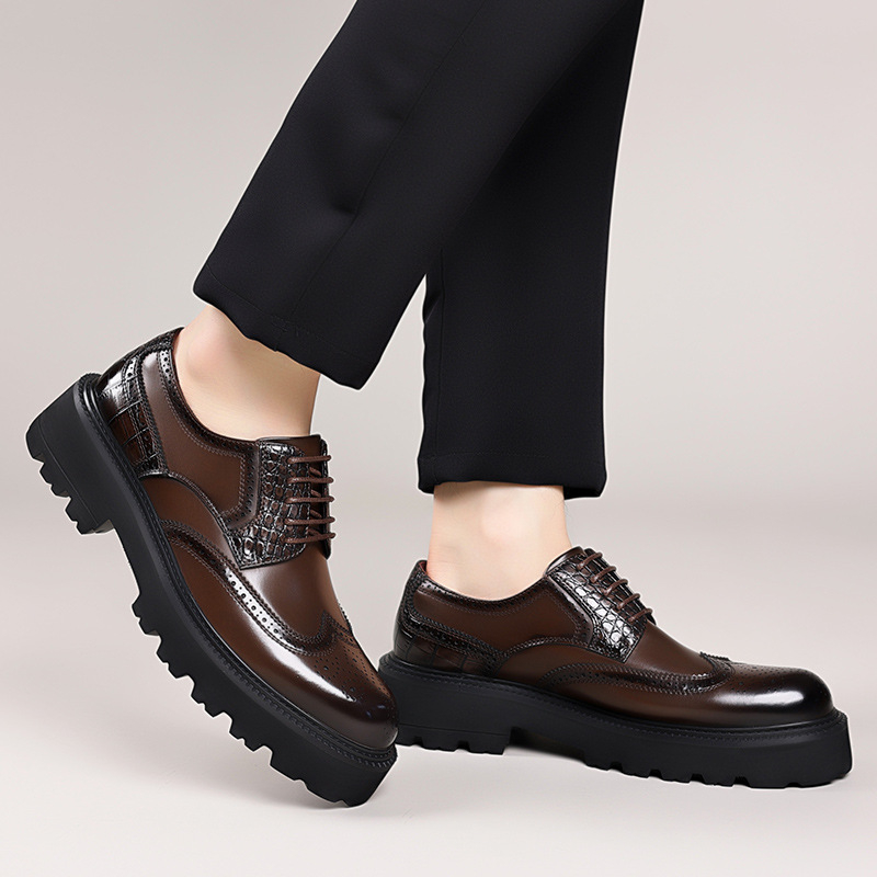 Ανδρικά Δερμάτινα Παπούτσια Brogue με Σκαλιστό Σχέδιο, Αιχμηρός Δάκτυλος, Σόλα EVA, Μπροστινό Δέσιμο με Κορδόνια, Μέσο Ύψος Τακουνιού 3-5 cm