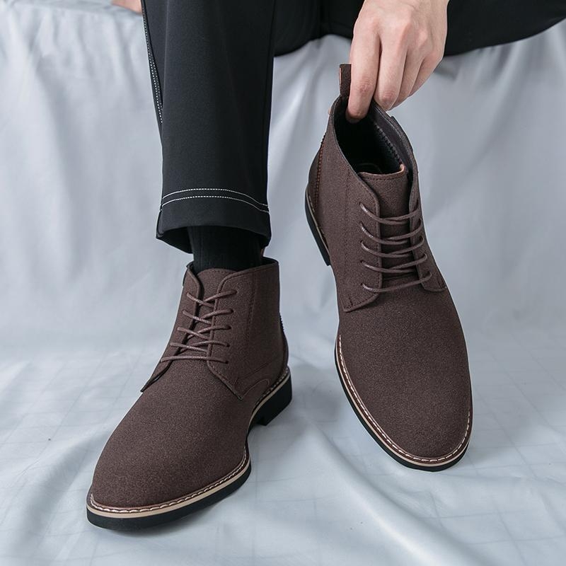 Мъжки кожени обувки – горна част от микрофибърна кожа, подметка от гума, леки, вътрешност с мрежеста подплата, подходящи за четири сезона