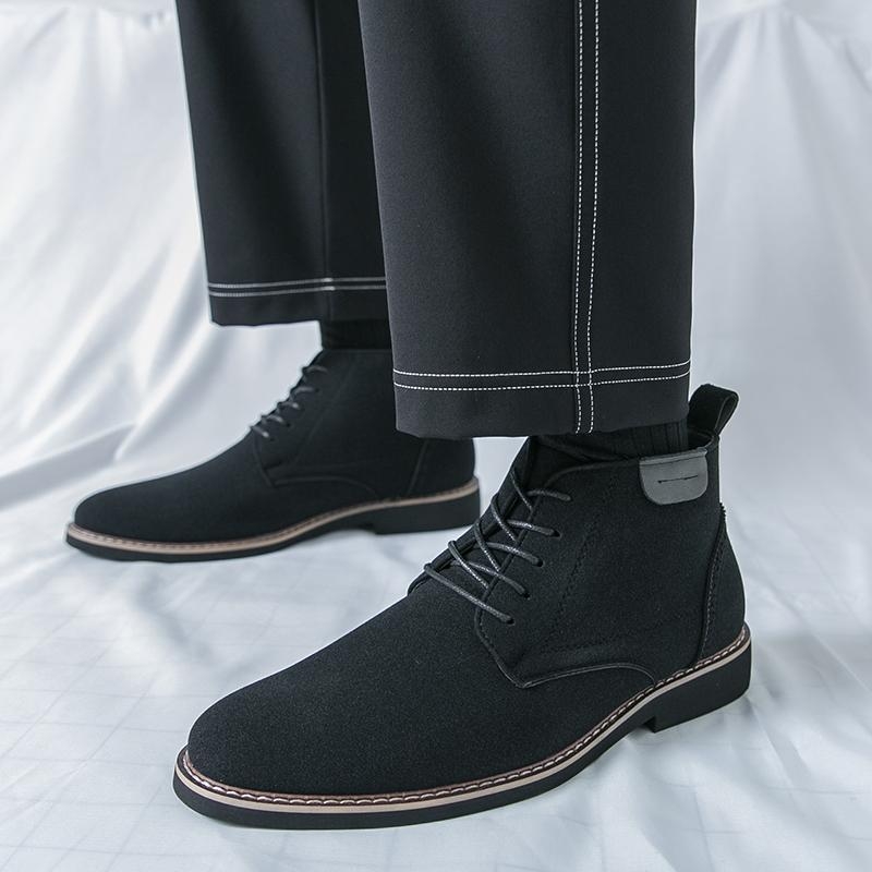 Мъжки кожени обувки – горна част от микрофибърна кожа, подметка от гума, леки, вътрешност с мрежеста подплата, подходящи за четири сезона