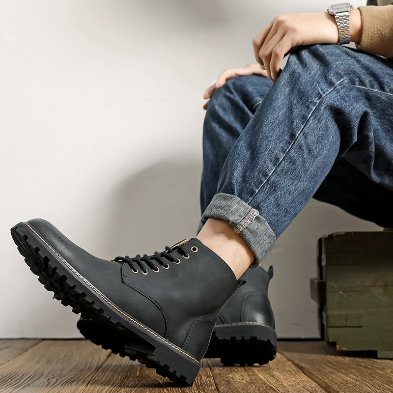 Ανδρικά μποτάκια Martin από PU με μυτερό δάχτυλο, πλαϊνό φερμουάρ, μεσαίο ύψος, PU επάνω μέρος και καουτσούκ σόλα