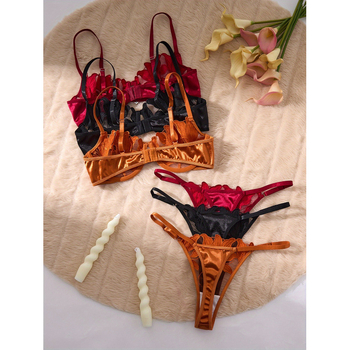 Σετ σουτιέν — Τριγωνικά κύπελλα, Μεσαίας μορφοποίησης κύπελλα, Ακρυλική κύρια ύφανση, Επένδυση από σπάντεξ