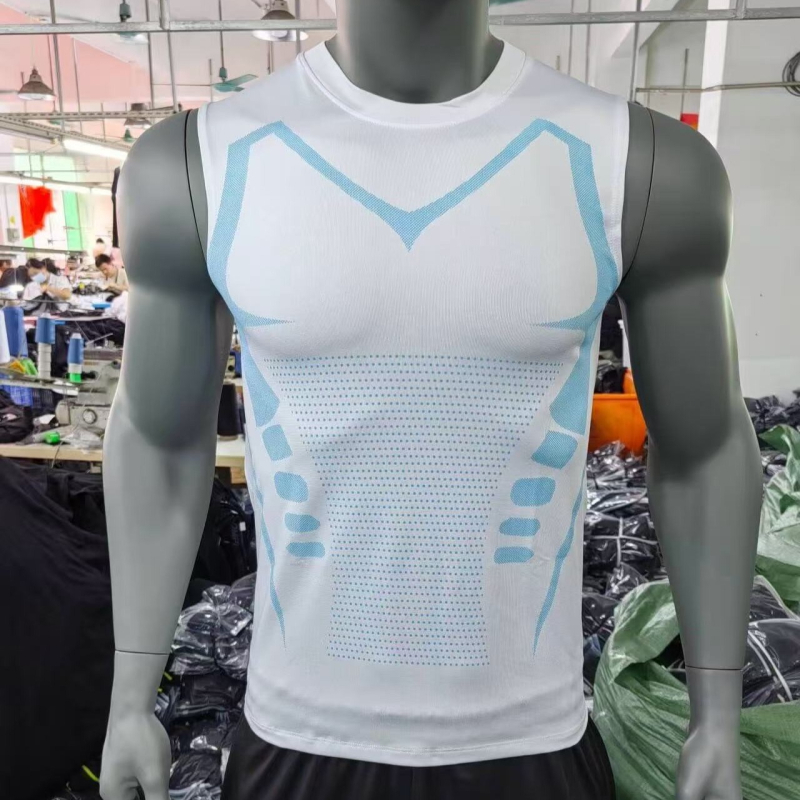 Vyrų be rankovių Slim-Fit marškinėliai – kvėpuojantys, greitai džiūstantys, prakaito valdymas, elastūs; Milk Silk audinys, 90% poliesteris; Skirta bėgimui, treniruotėms, lauko dviračiams