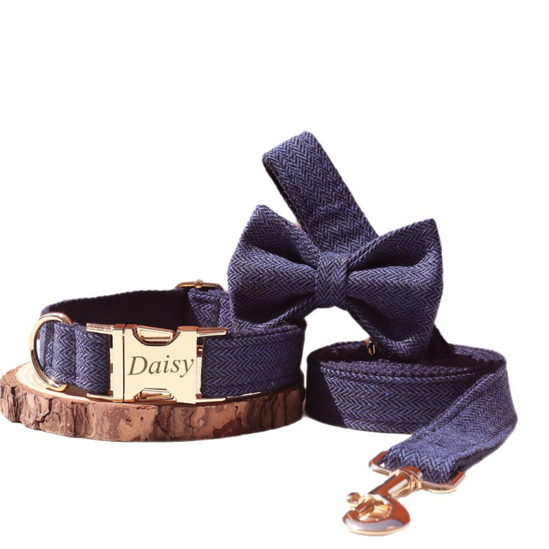 Šunų antkaklis su kaspinu, reguliuojamas dirželis, išgraviruojamas, švelnus kaklui, metalinė sagtis nuo praradimo