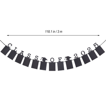 Флаг за дипломиране – прост хартиен реквизит за оформление на сцена през сезона на дипломирането