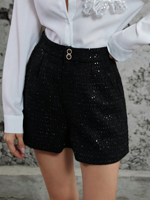 Къси панталони с висока талия от полиестер (95%+), дължина hot pants, грубо тъкана материя, сатенено лъскав завършек, европейско-американски стил