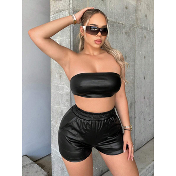 Σορτς PU δέρμα με ελαστική μέση, κεκλιμένες τσέπες, κοντή γραμμή, ρετρό στυλ