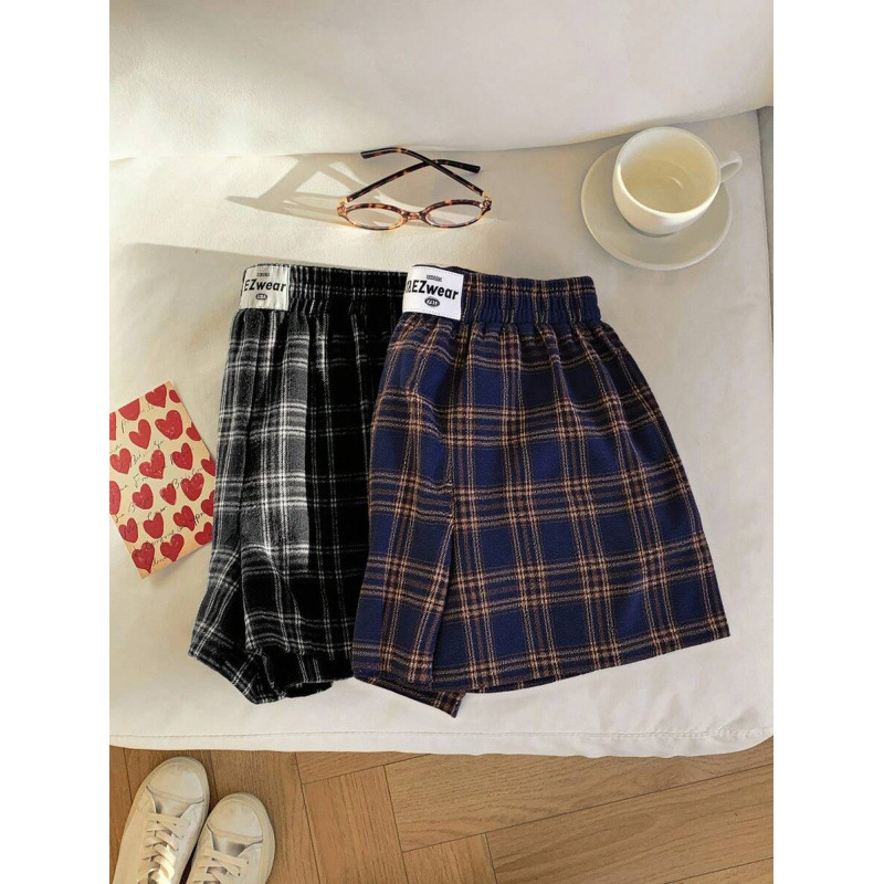 H 48280 Karirane široke šortse, cropped duljina, slobodan kroj, blago rastezljivo, CVC pamuk smjesa