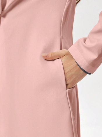 Γυναικείος ιατρικός χιτώνας: πολυεστερικό ύφασμα, μακριά μανίκια, μακρύ μήκος (80–100 εκ.; απομάκρυνση υγρασίας; 95%+ πολυεστερικό)